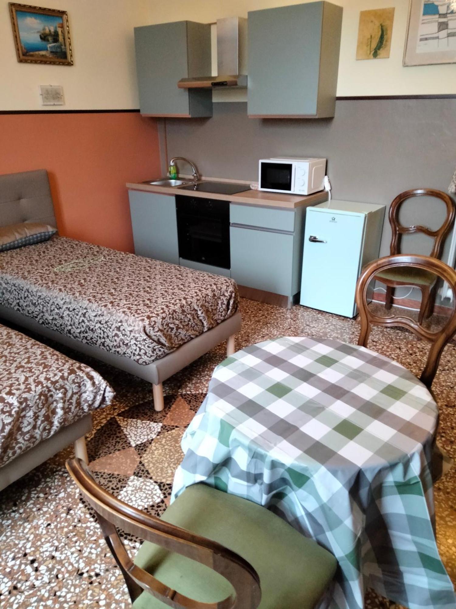 Sant'Orsola Palace - Rooms And Suites Bolonya Dış mekan fotoğraf